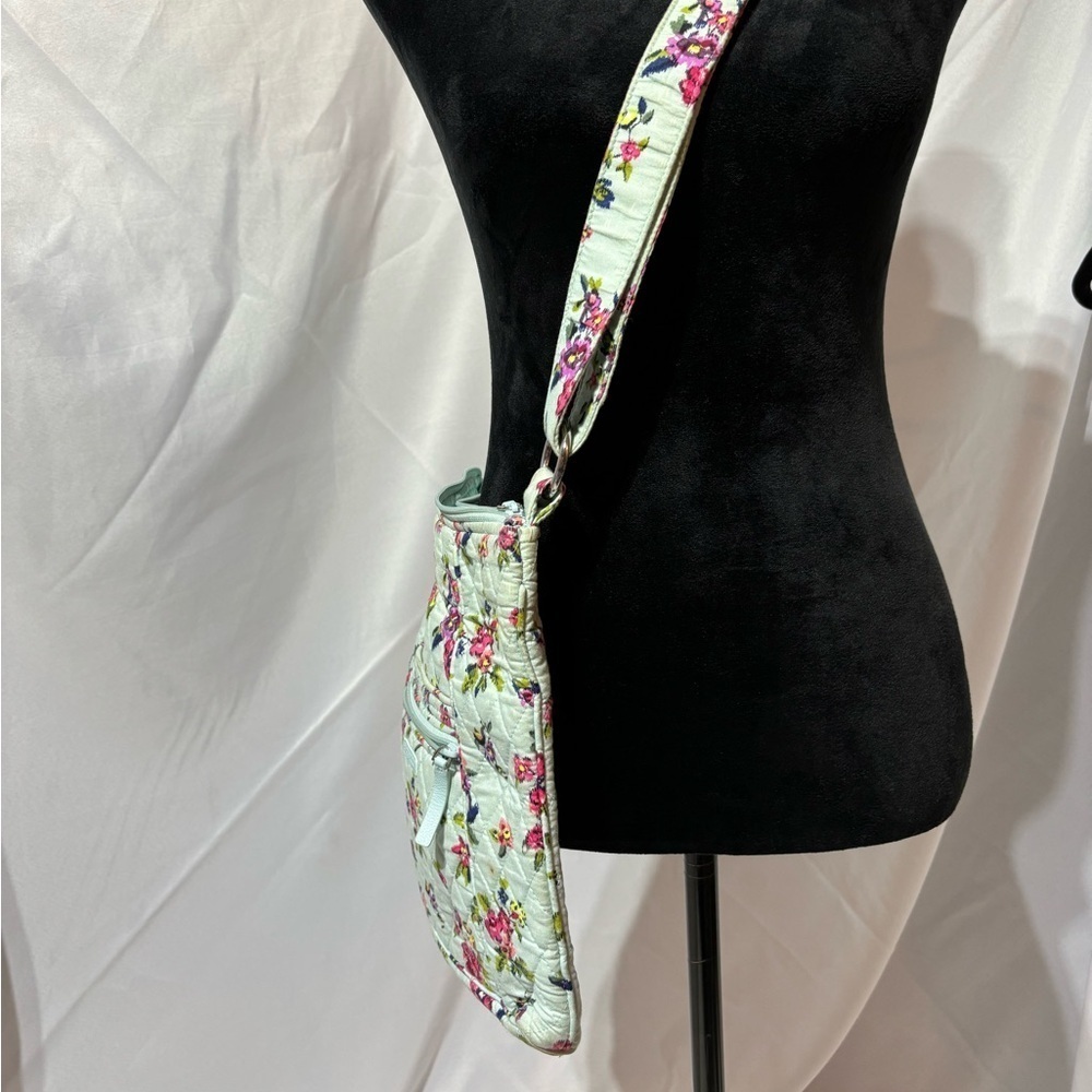 Vera Bradley Large Vera Hipster Zip Top Water Bouquet